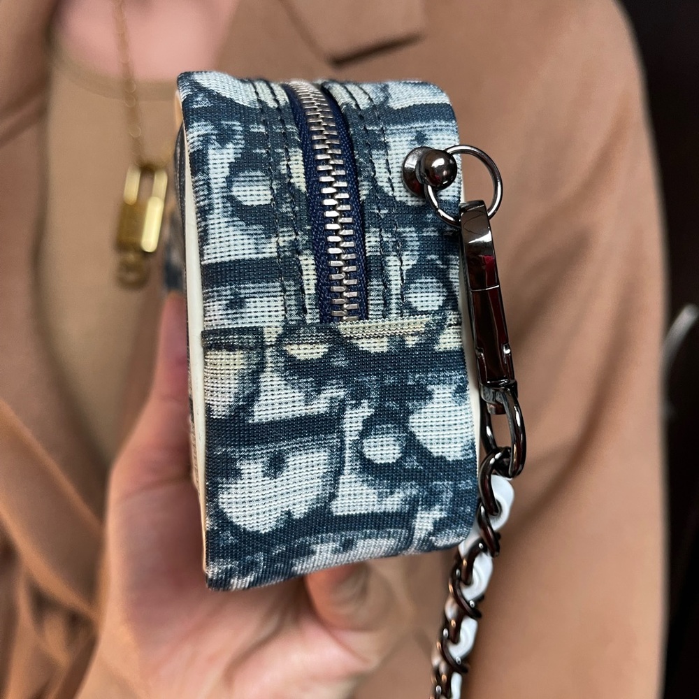 Authentic vintage Dior mini accesory pouch (HK30) - Picture 4 of 16